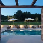 Bagnoli Villa
